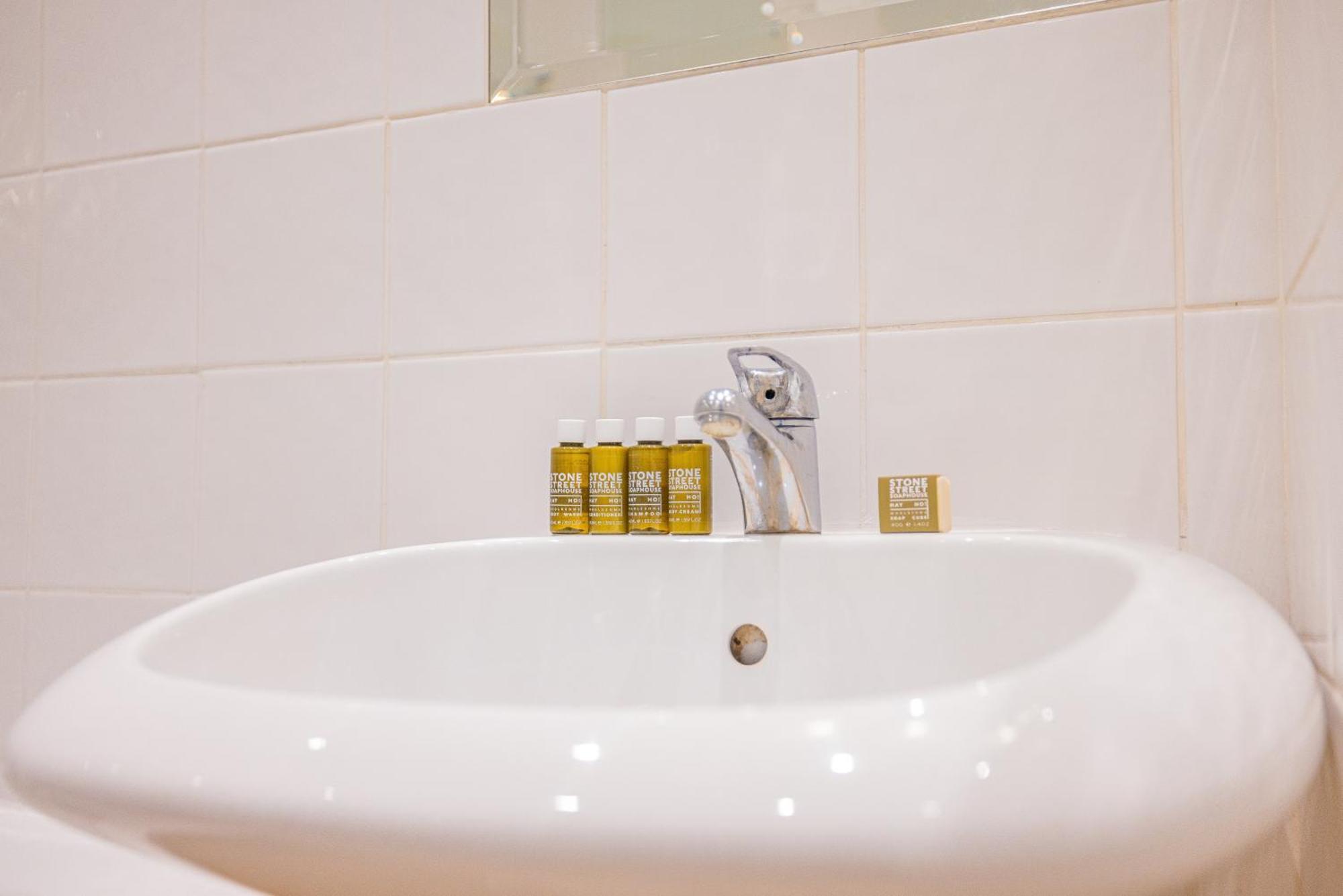 Gorgeous 3 B Edroom Home In Little Venice لندن المظهر الخارجي الصورة